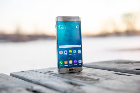 Навіть дорогі смартфони починають “тупити”: що радять фахівці Смартфон / © pexels.com