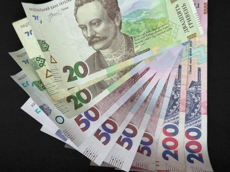Купила білет за 35 гривень і зірвала куш: українка приховала виграш навіть від рідних Гроші / © pexels.com