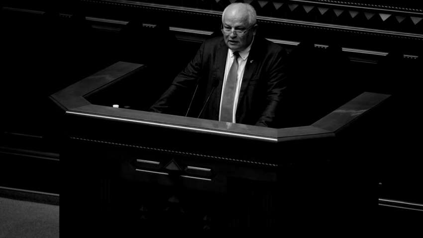 На 65-му році життя помер народний депутат Степан Кубів