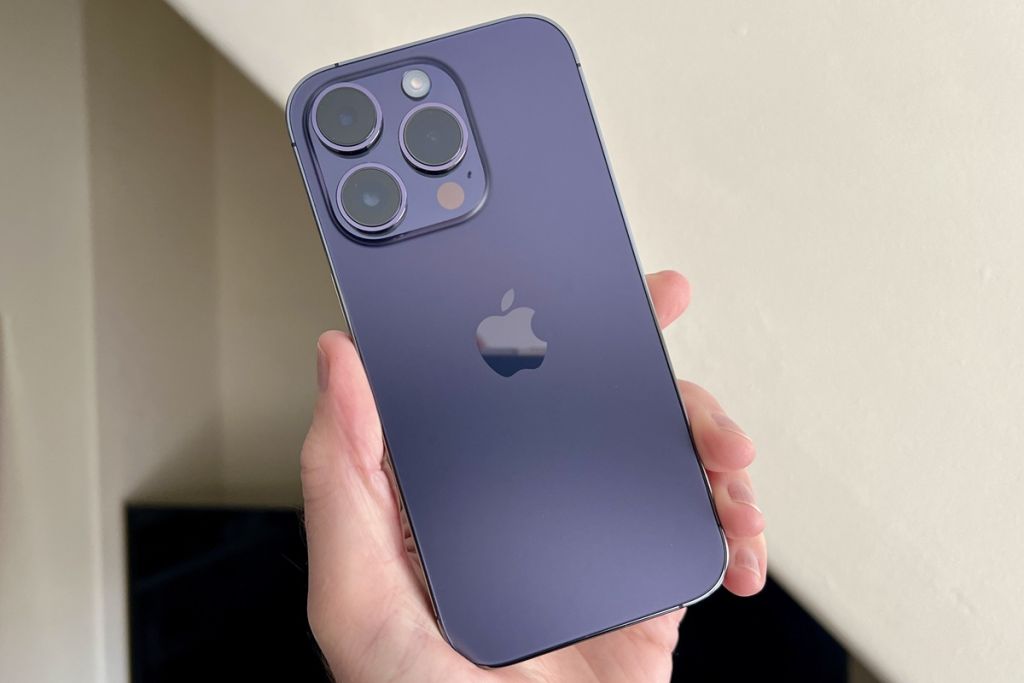 Смартфон без компромісів: чому варто купити вживаний iPhone 14 Pro в Україні iPhone 14 Pro