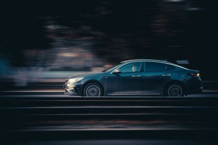 Українців почнуть суворіше карати за швидкість: які зміни готує уряд Штрафи ПДР / © pexels.com
