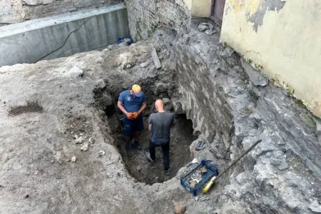 Археологи відкопали вежу, заховану під землею понад 300 років: що знайшли у Луцьку Луцьк / Фото з відкритих джерел