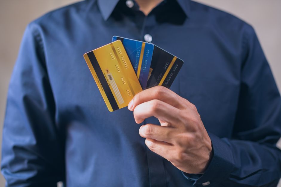 Ощадбанк дозволив самостійно знімати ліміти з карток: що потрібно зробити Ощадбанк / © pexels.com