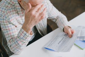 Пенсіонерам пояснили правила субсидій: коли доходи прописаних родичів не врахують Субсидія / © pexels.com