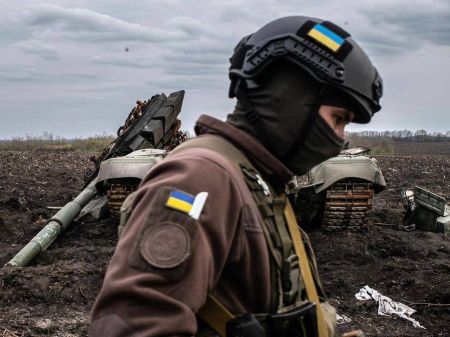 Військовим можуть не підвищити виплати у 2026 році: у Раді заявили про дефіцит сотень мільярдів Військові виплати / Фото з відкритих джерел