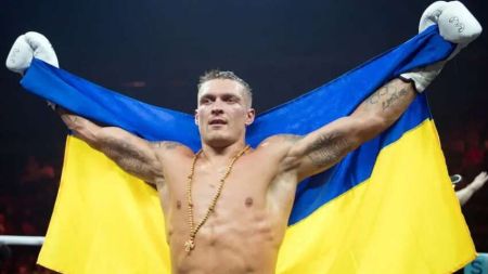 Усик п’ятьма словами описав українців у США: що сказав чемпіон Олександр Усик / Фото з відкритих джерел