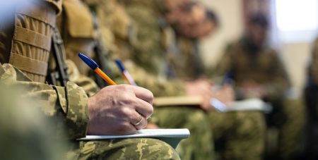 ТЦК можуть знайти навіть без прописки: що перевіряють під час звірки даних ТЦК / Фото з відкритих джерел