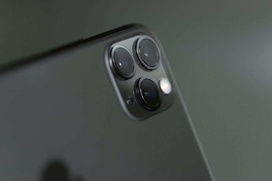 Apple готує найбільше оновлення камери за роки: що зміниться в iPhone 18 Pro IPhone 18 Pro / © pexels.com