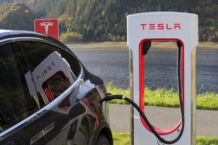 Tesla / © pixabay.com