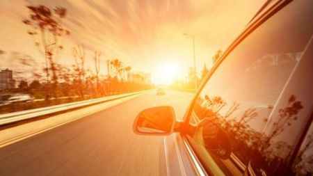 Авто під деревом може спалахнути у спеку: де краще не паркуватися Авто / Фото з відкритих джерел