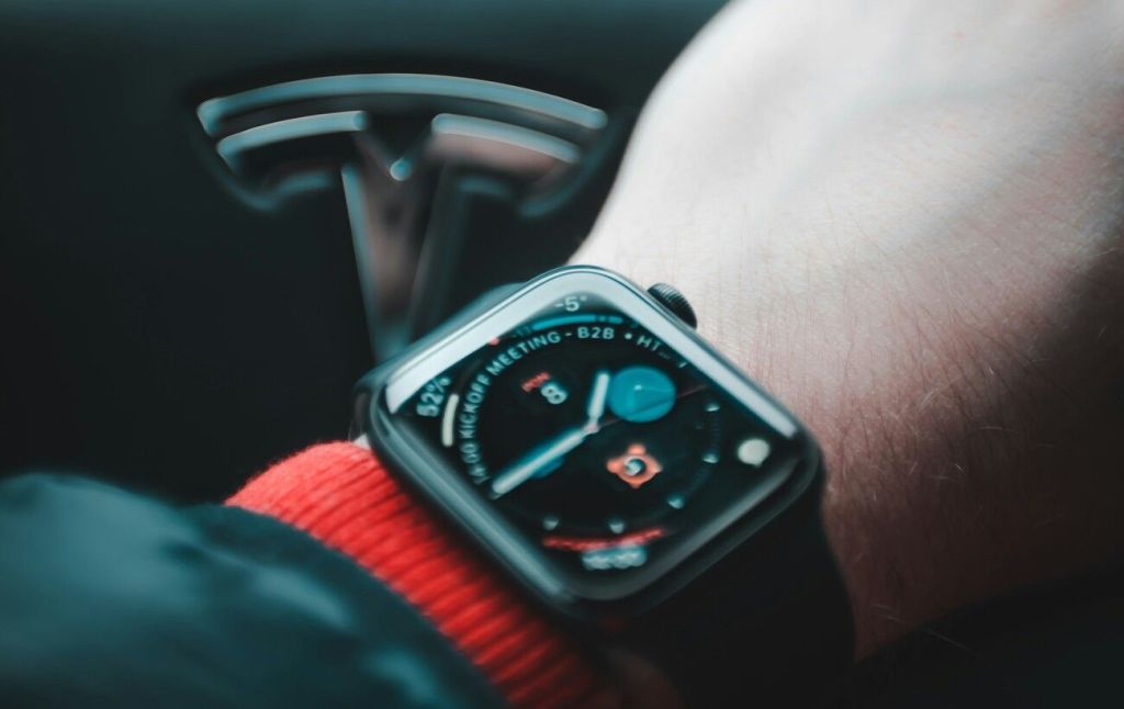 Apple / Фото з відкритих джерел