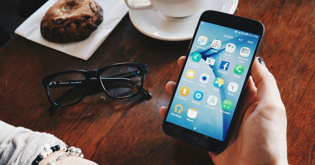 Цей додаток садить батарею навіть у спокої: як GPS непомітно з’їдає заряд Смартфон / Фото з відкритих джерел