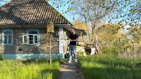 Чоловік купив 120-річну мазанку біля Дністра: як виглядає будинок після перших змін Стара хата / Фото з відкритих джерел
