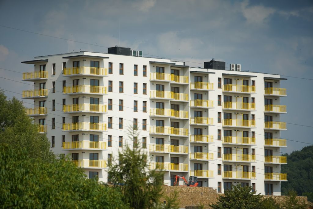 Продаж квартир хочуть ускладнити: для кого запровадять додаткову перевірку Нерухомість / © unsplash.com