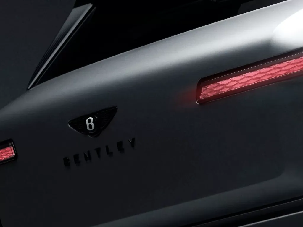 Bentley розсекретив перший електрокар: чим здивує новинка Bentley / Фото з відкритих джерел