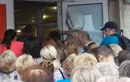 Грибок, кліщ чи алергія: що насправді можна принести додому з секонд-хенду Секонд-хенд / Фото з відкритих джерел