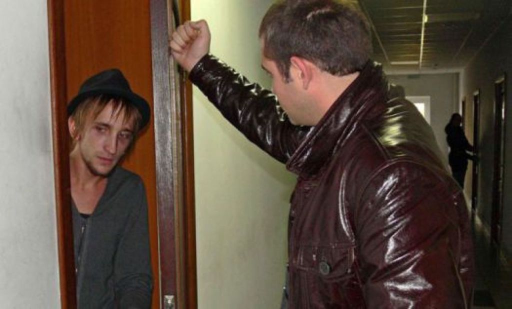 Колекторам заборонили тиснути на боржників: за які погрози можна отримати великий штраф Колектори / Фото з відкритих джерел