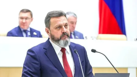 Суд виніс вирок Деркачу за держзраду: яке покарання отримав екснардеп Андрій Деркач / Фото з відкритих джерел