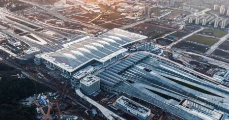 Китай збудував найбільший у світі залізничний вокзал за 38 місяців: як він виглядає Китай / Фото з відкритих джерел