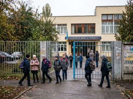 Школи / Фото з відкритих джерел