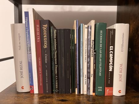 Книги / Фото з відкритих джерел