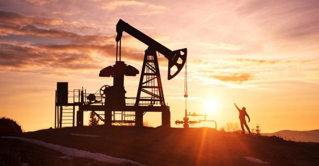 Нафту лихоманить: ціни різко злетіли через загострення конфлікту між США та Іраном Нафта / Фото з відкритих джерел