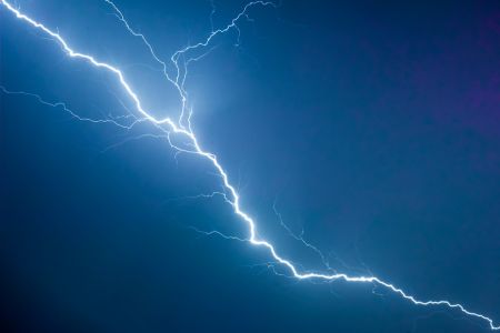 Чому іноді грім буквально оглушує: метеоролог розкрив справжню причину Грім / © unsplash.com