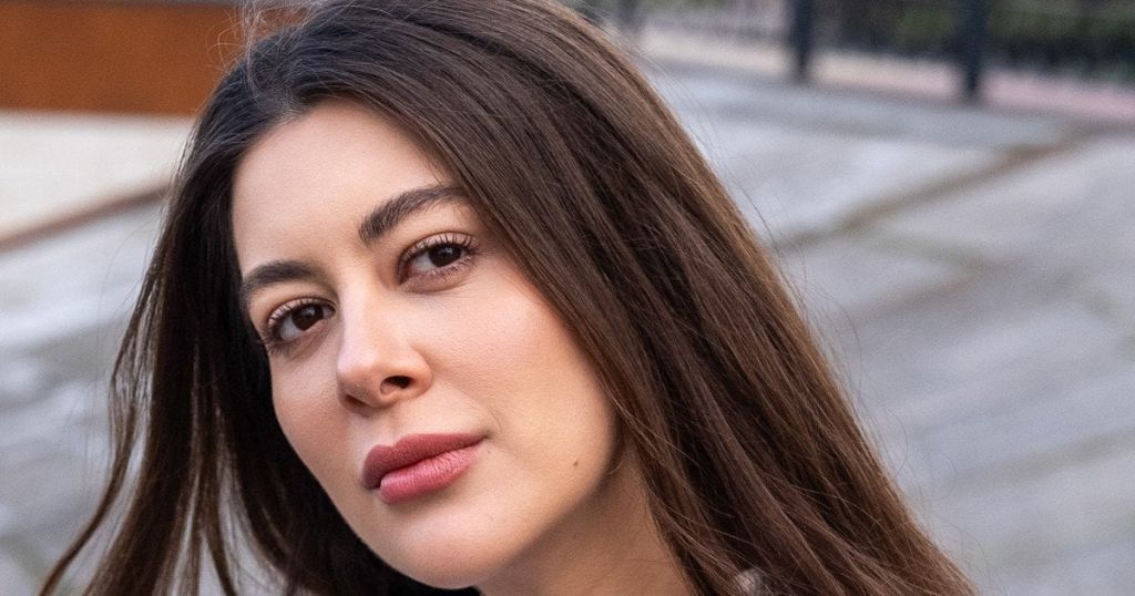 «Циганське отродіє»: Раміна Есхакзай розплакалася після образ на польському кордоні Раміна Есхакзай / Фото з відкритих джерел