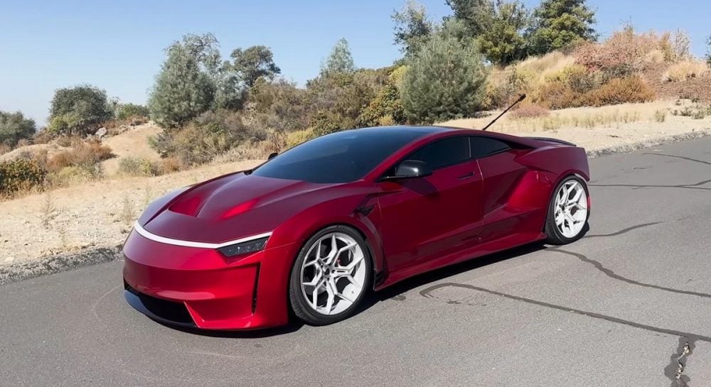 Американець зібрав унікальний електрокар із деталей Tesla: авто стало сенсацією в Лос-Анджелесі Tesla / Фото з відкритих джерел