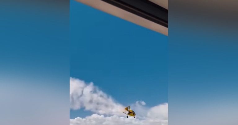 Гелікоптер впав на туристів під час польоту: момент моторошної аварії потрапив на відео Китай / Фото з відкритих джерел