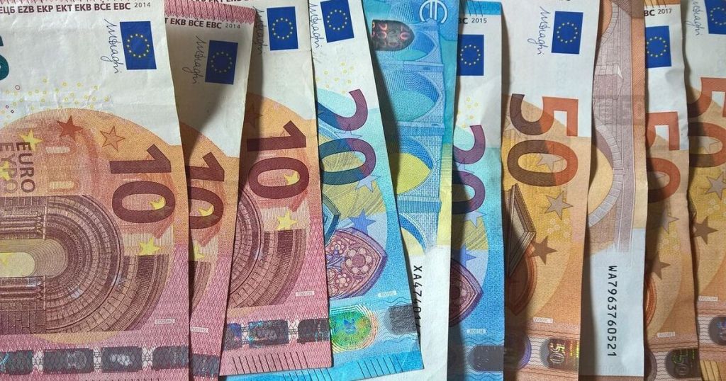 Євро / Фото з відкритих джерел